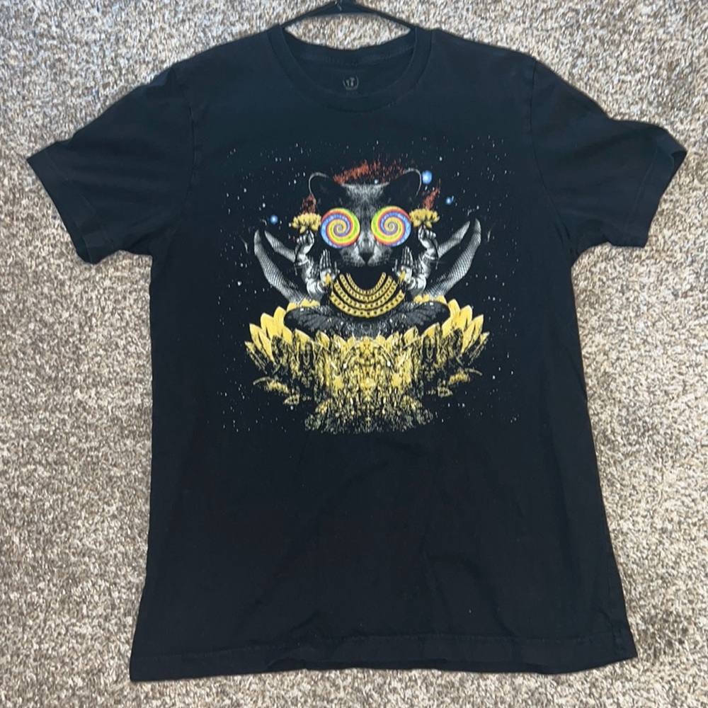 Mellow mushroom shirt